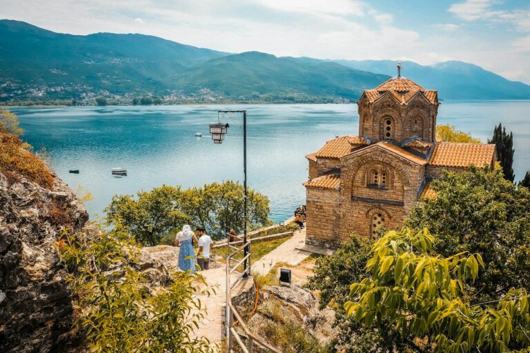 Kisha e Shën Joanit në Kaneo, mbi Liqenin e Ohrit