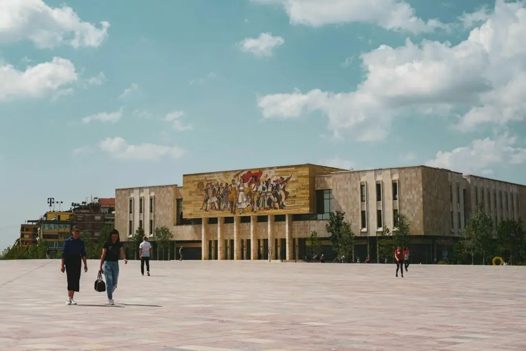 Il Museo Nazionale di Storia in Piazza Skanderbeg, Tirana